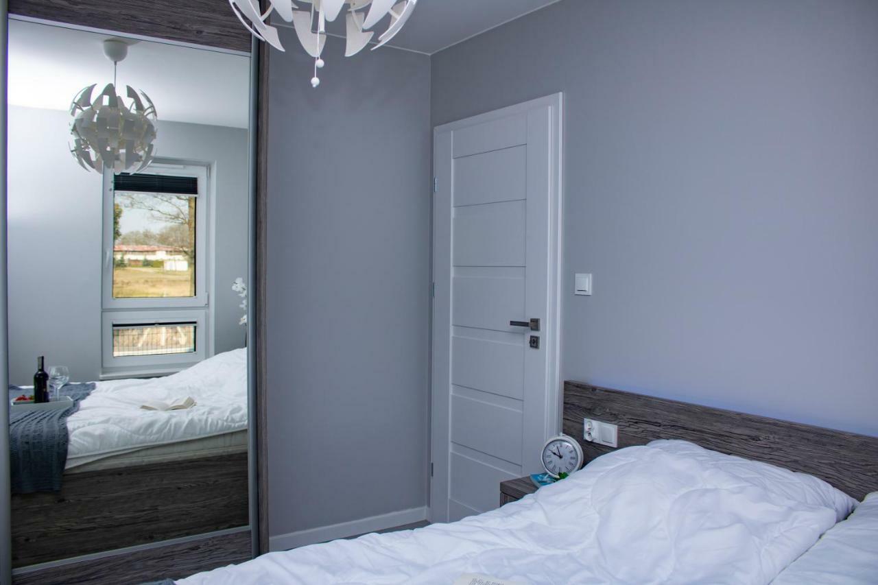 Apartament Z Ogrodkiem Trzęsacz Eksteriør bilde